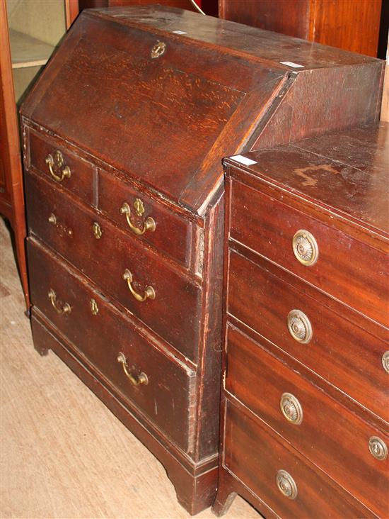 18th century oak bureau(-)